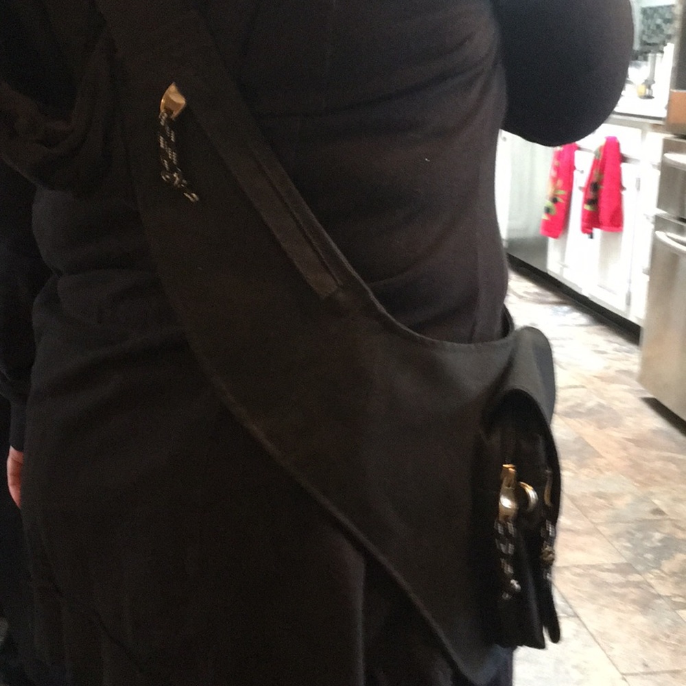 Bag -Crossbody - Picture 2 of 4